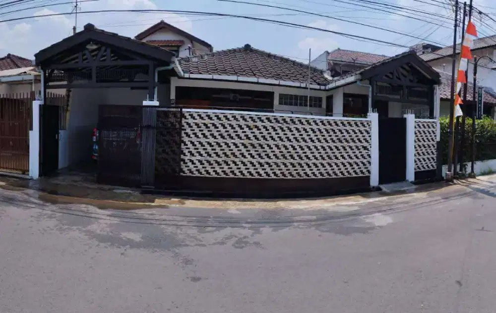 Rumah Klasik 5 K tdr di dekat bandara di Pusat Kota Bandung