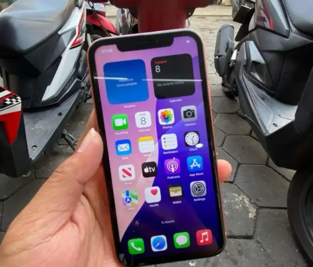 I-Phone xr inter 128 gb all oprator