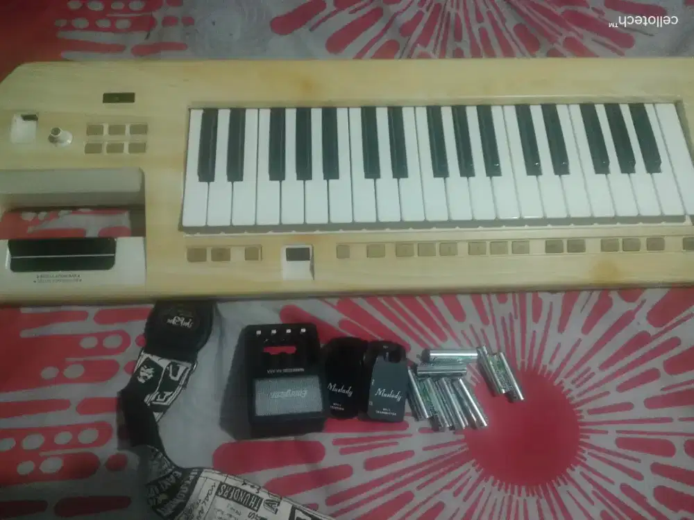 Keboard roland lucina