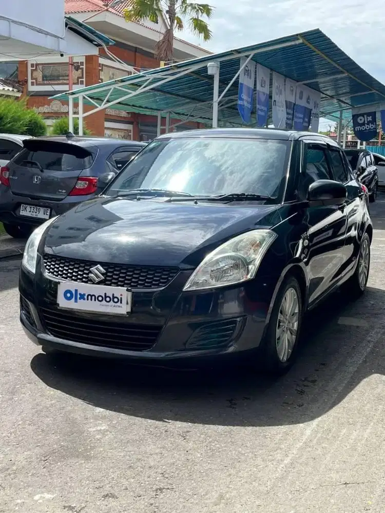 DP Rendah - Suzuki Swift 1.4 GL Bensin-AT 2014 Hitam