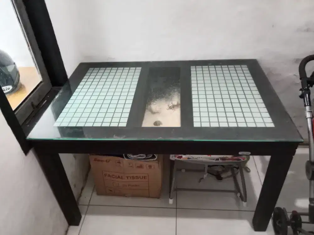 DIJUAL CEPAT!!! MEJA KACA