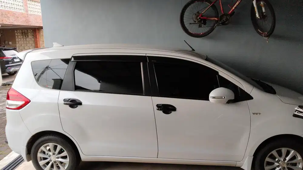 Suzuki Ertiga 2015 Bensin