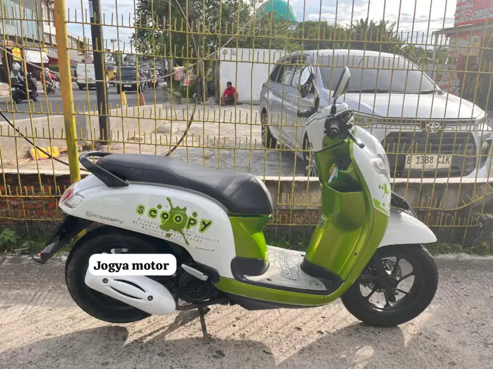 [B] Honda Scoopy fashion 2018 pajak hidup