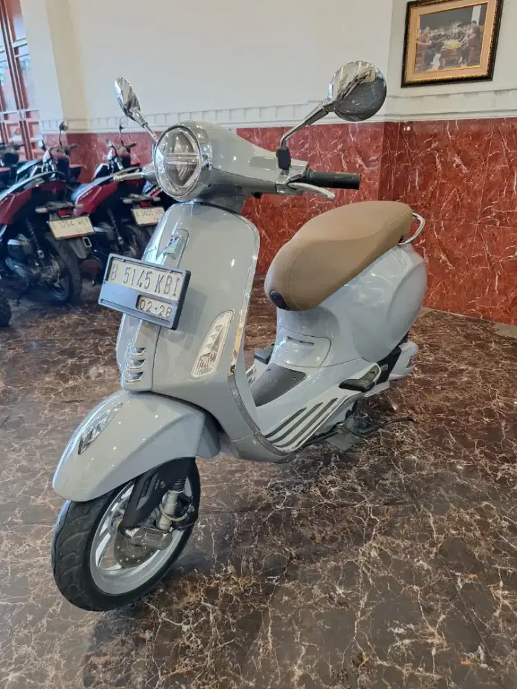 DP 1JT KREDIT VESPA PRIMAVERA 150 ABS 2022/MESIN GARANSI BAGUS BOS