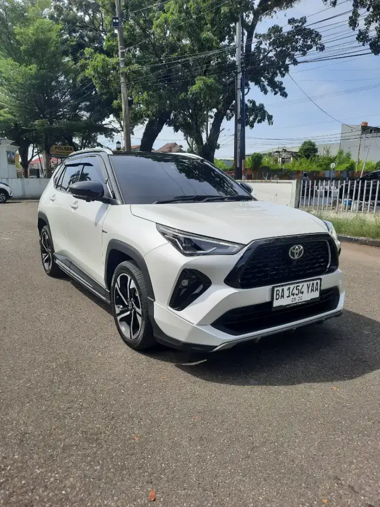 Yaris Cross Hybrid 2 Tone TSS 2025