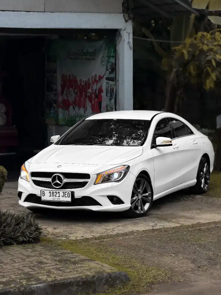 [CASH] Mercedes Benz Mercy Cla 200