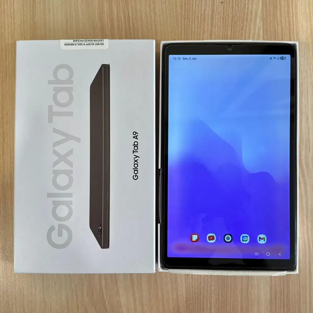 Samsung Tab A9 Cell + Wifi Mulus 99%
