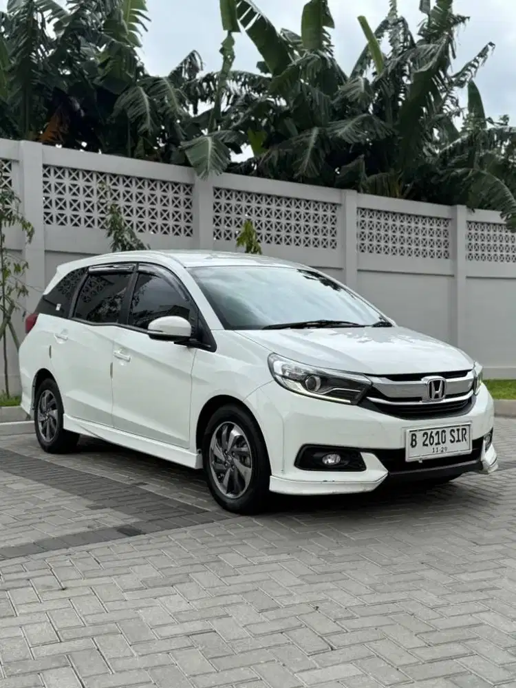 Honda mobilio e at 2019