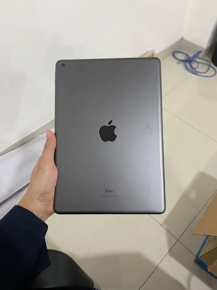iPad 8th Gen 2020 128GB WiFi 10.2 - Mulus, Pemakaian Guru