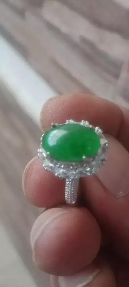 Jadeite jade giok Burma type A cincin ladies