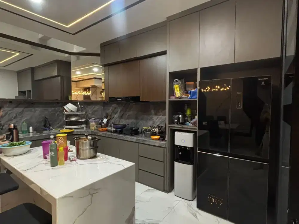 Dijual rumah citra 8 aeromantion full furnish dkt sekolahan,rmh sakit