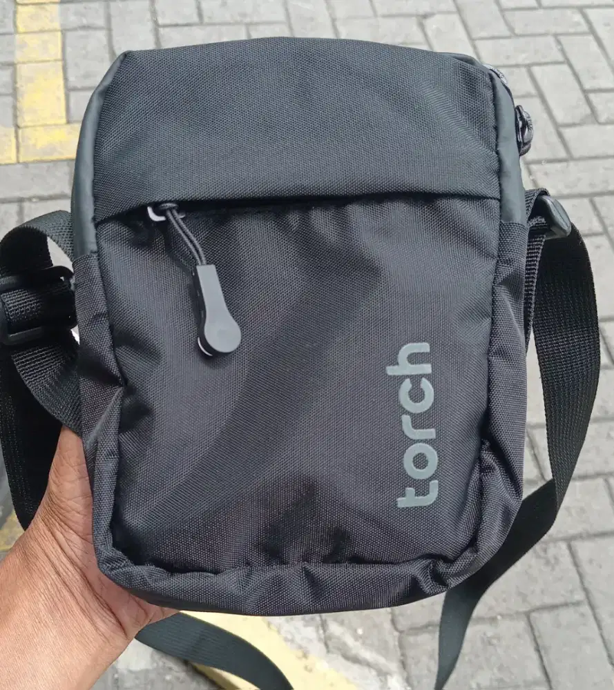 Tas Selempang Mini Unisex