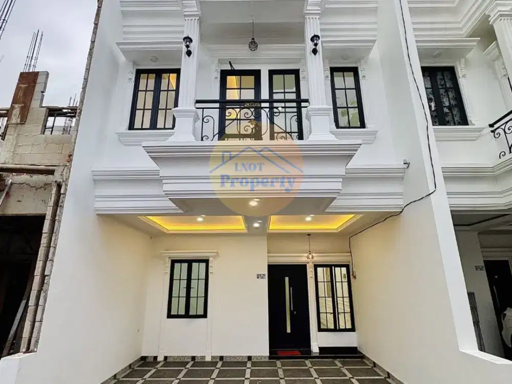 Rumah Strategis dalam komplek Perumahan di Tanah Baru Beji Depok,Private Roofftop