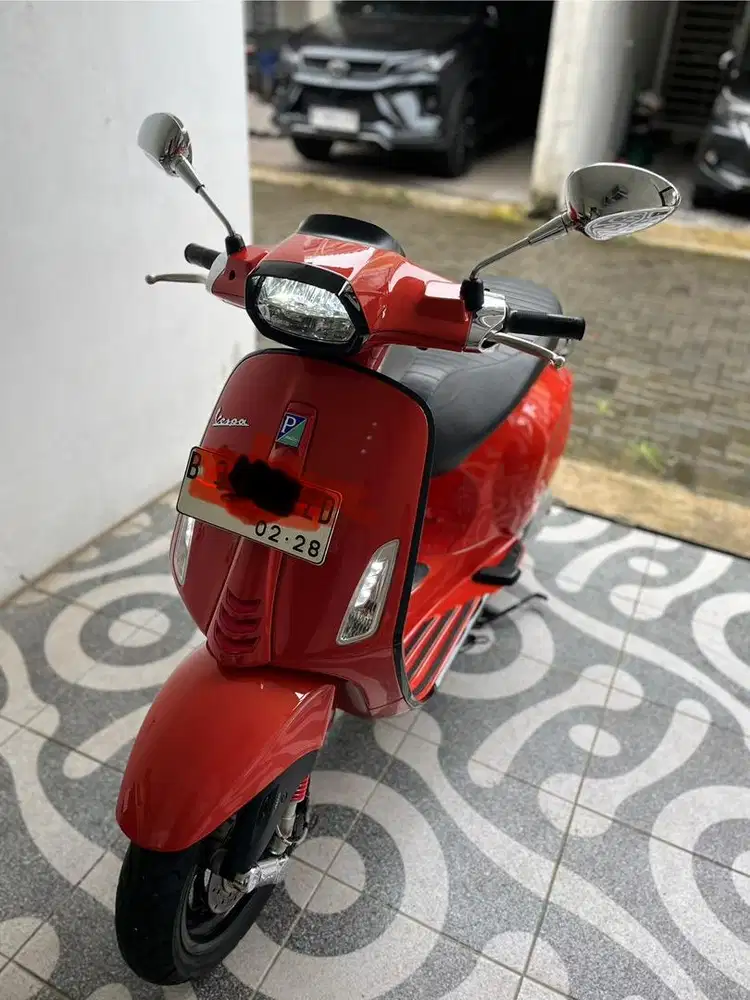 JUAL VESPA SPRINT S 150 LIKE NEW