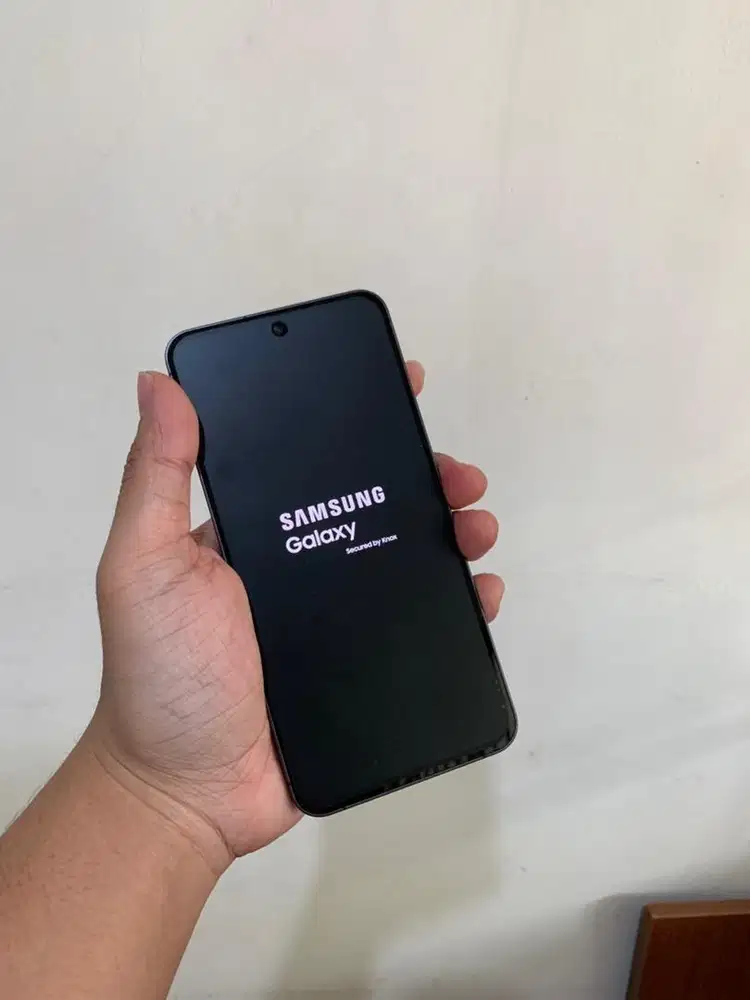 JUAL HP SAMSUNG S24 FE 8/256 GB GRAPHITE ORI DAN MURAH DI BALIKPAPAN