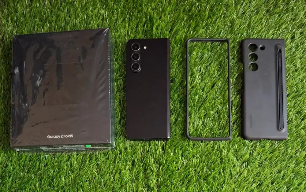 SAMSUNG ZFOLD 5 5G 12/512GB FULLSET LECET PEMAKAIAN