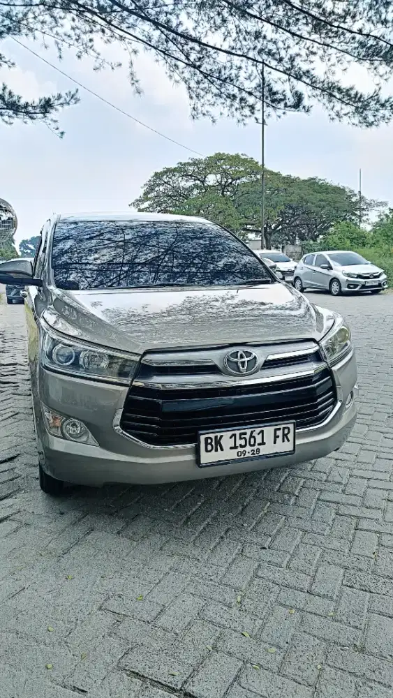 INNOVA V LUXURY SOLAR AT 2017