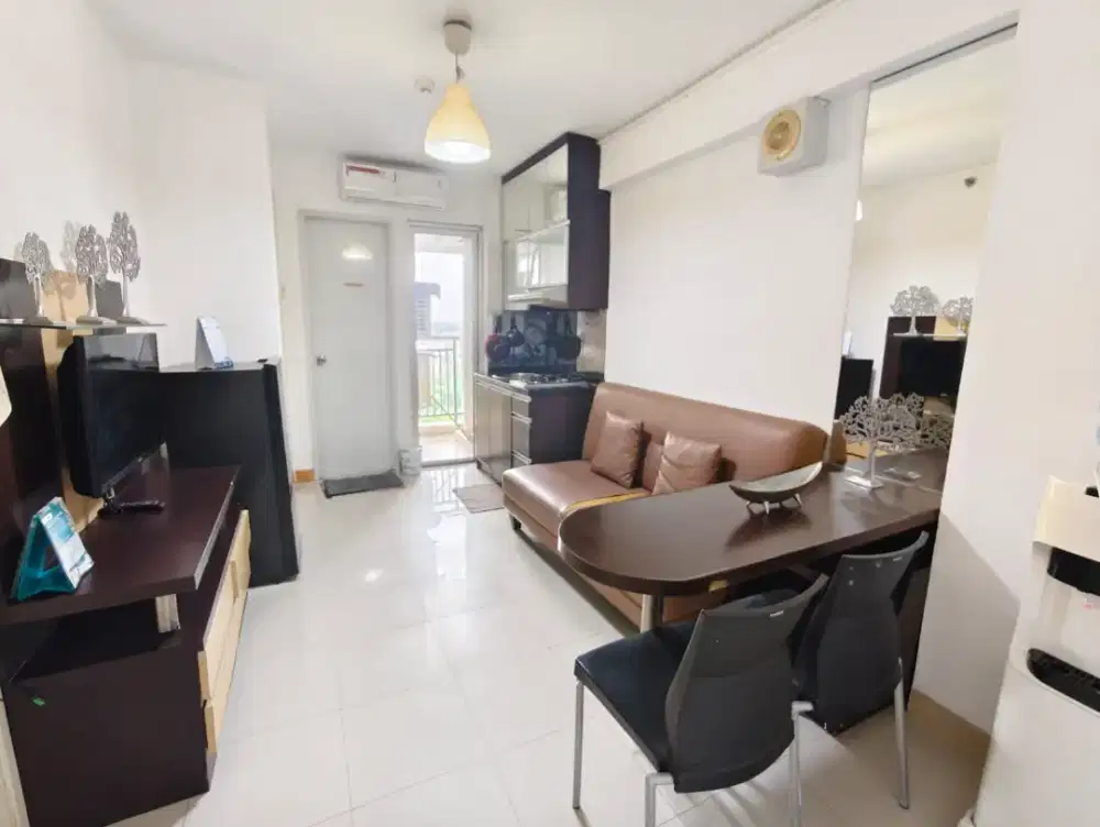 Sewa 3 bln 2 BR furnish atas mall bassura lantai rendah