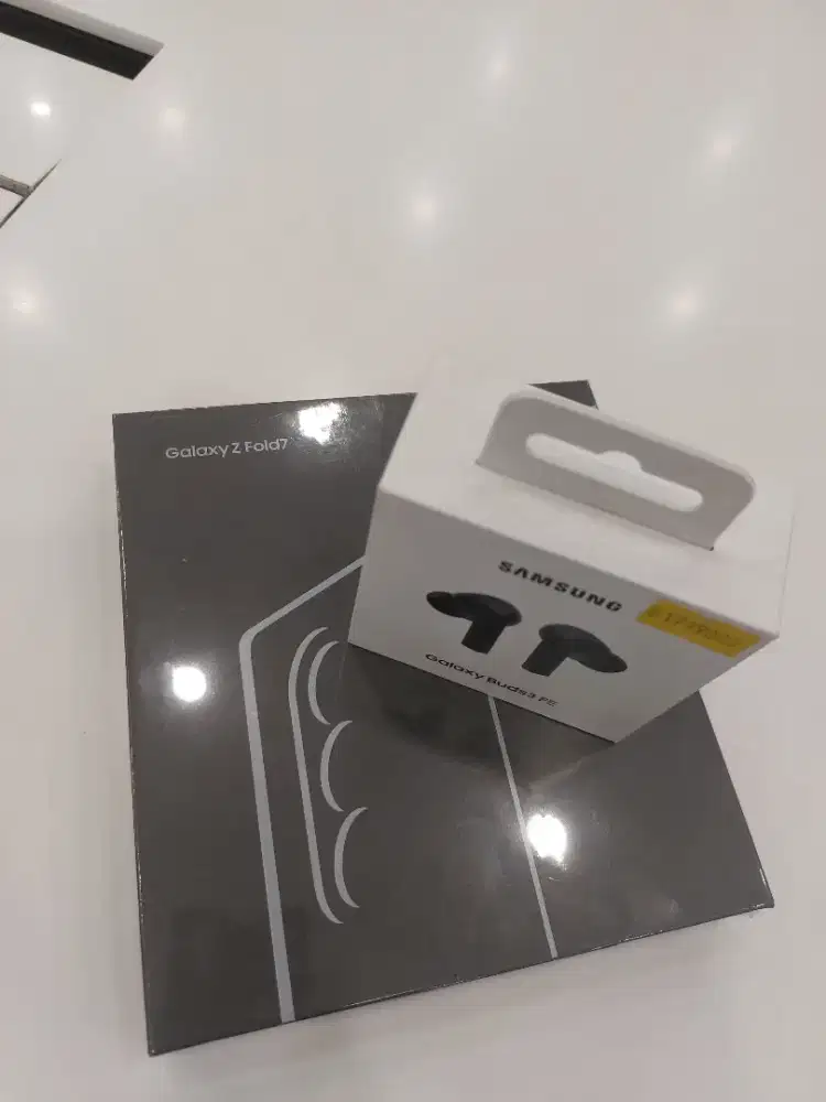 GALAXY Z FOLD 7 512GB FREE GALAXY BUDS 3 FE SEIN