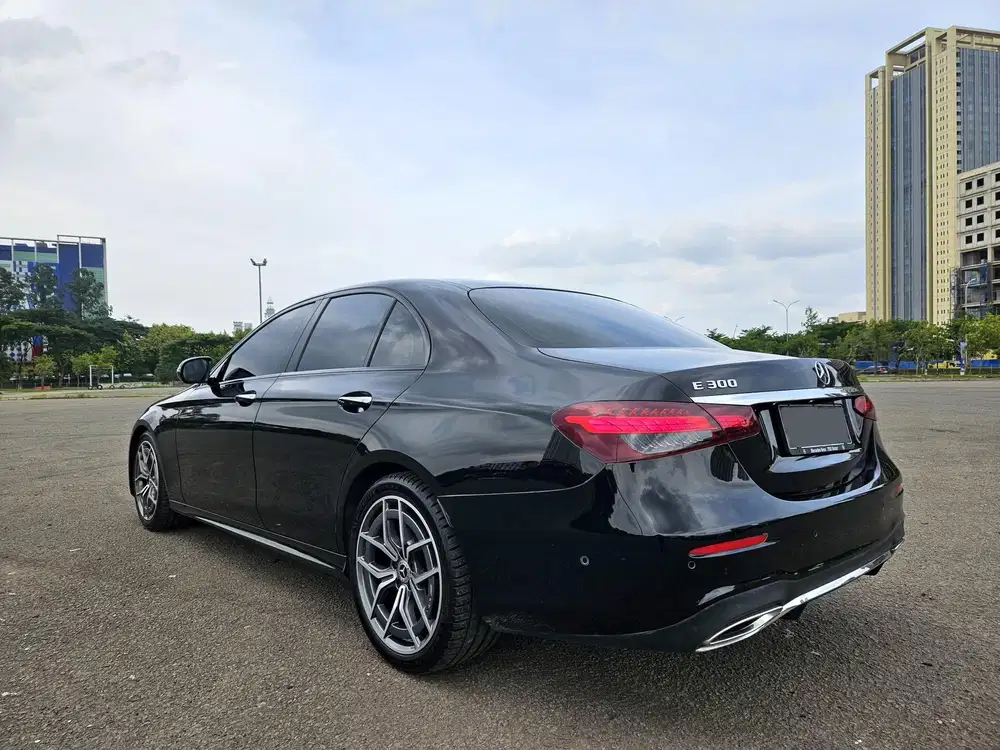 Mercedes Benz E300  AMG W213 Facelift 2021