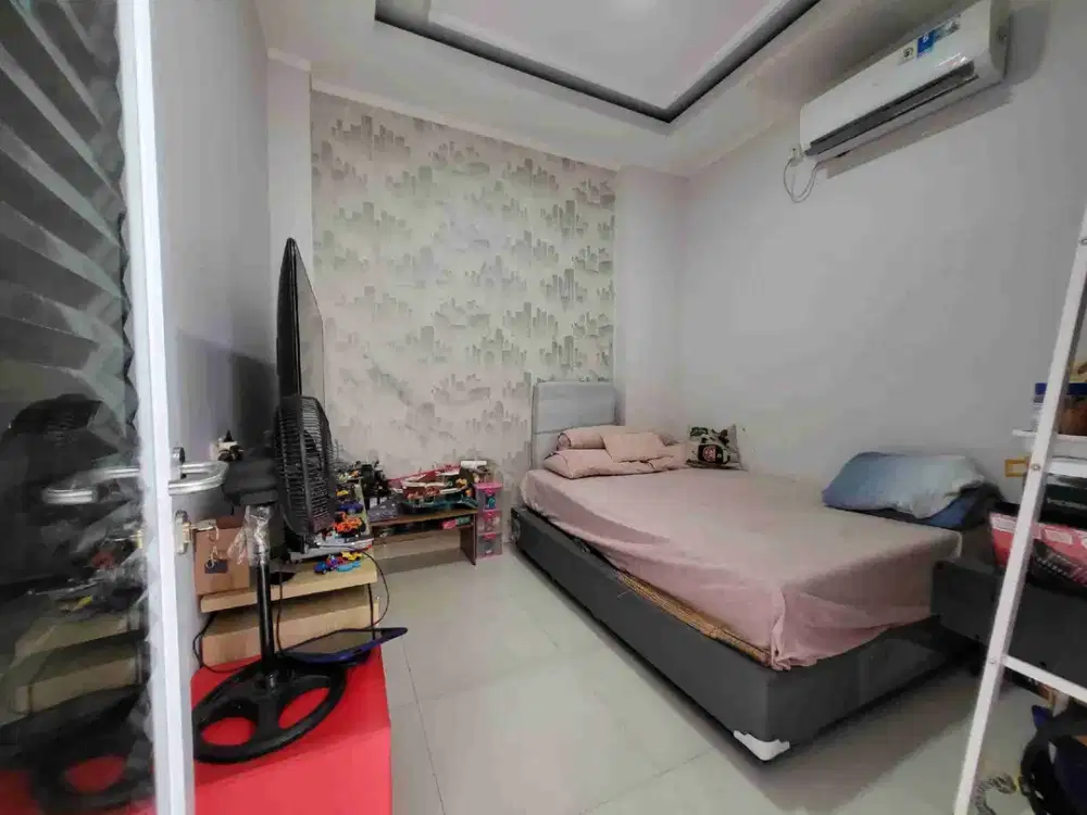 Rumah Nyaman Siap Huni dan Sudah Renovasi di Cluster Palm Summarecon Bekasi