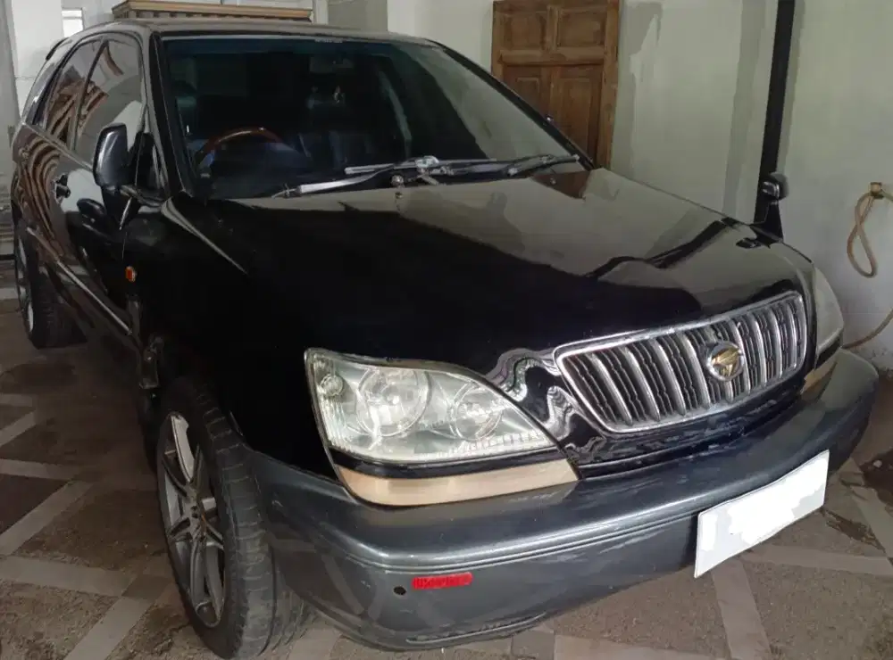 DiJual Toyota Harrier 3.0 Tahun 2002