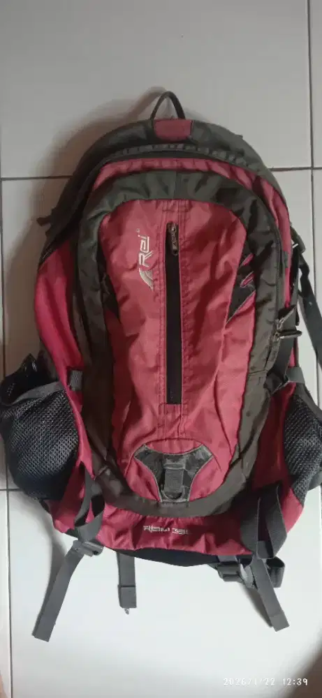 Di jual tas gemblok Merk REI