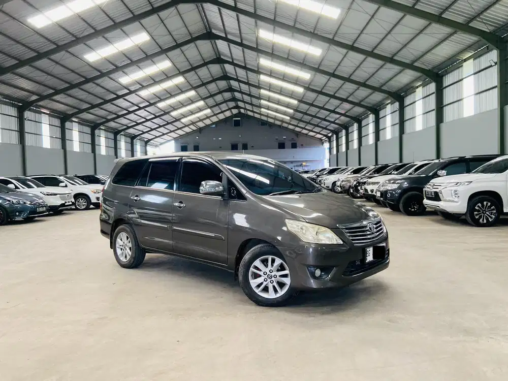 Toyota Innova 2.5 (DIESEL) G 2013 / 2014 MT Manual, Sangat terawat