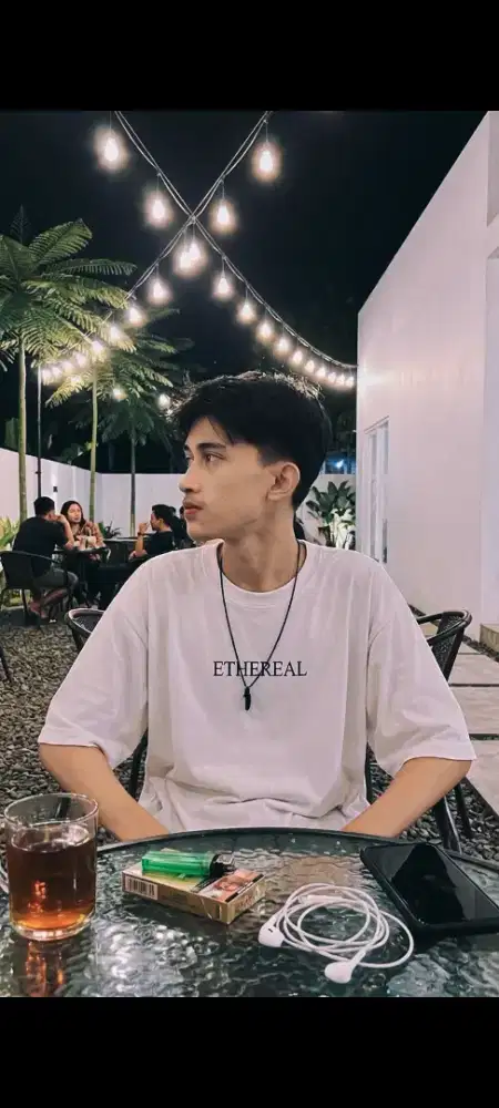 Mencari Lowongan Pekerjaan | Crew Outlet & Sales & Admin