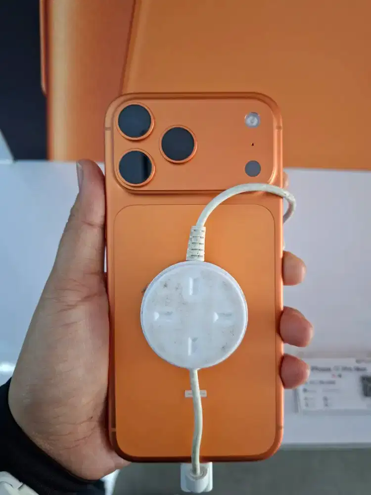 Cicilan iphone 17 pro bunga 0% tanpa DP