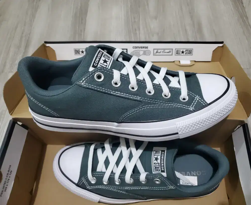 Converse AllStar Classic Size 44 Rare Color