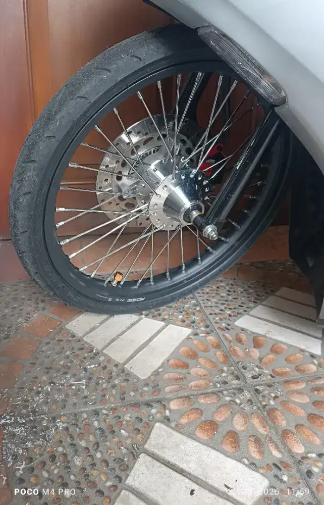 Jual veleg jari ring 17 aerox new.