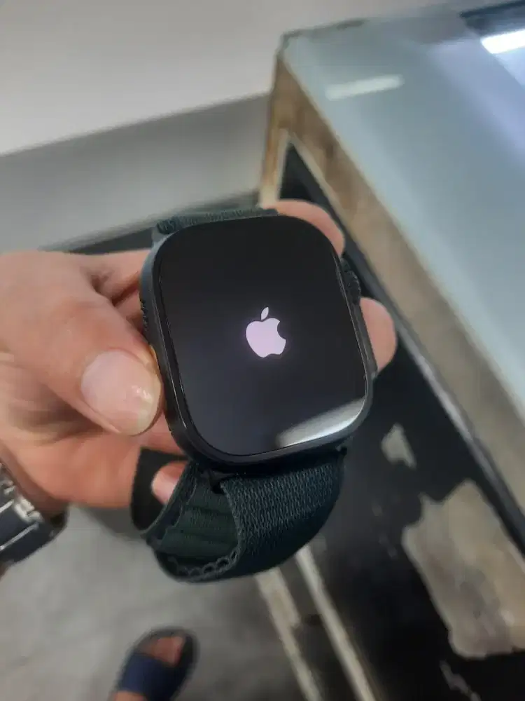 Apple Watch Ultra 2 49mm second resmi