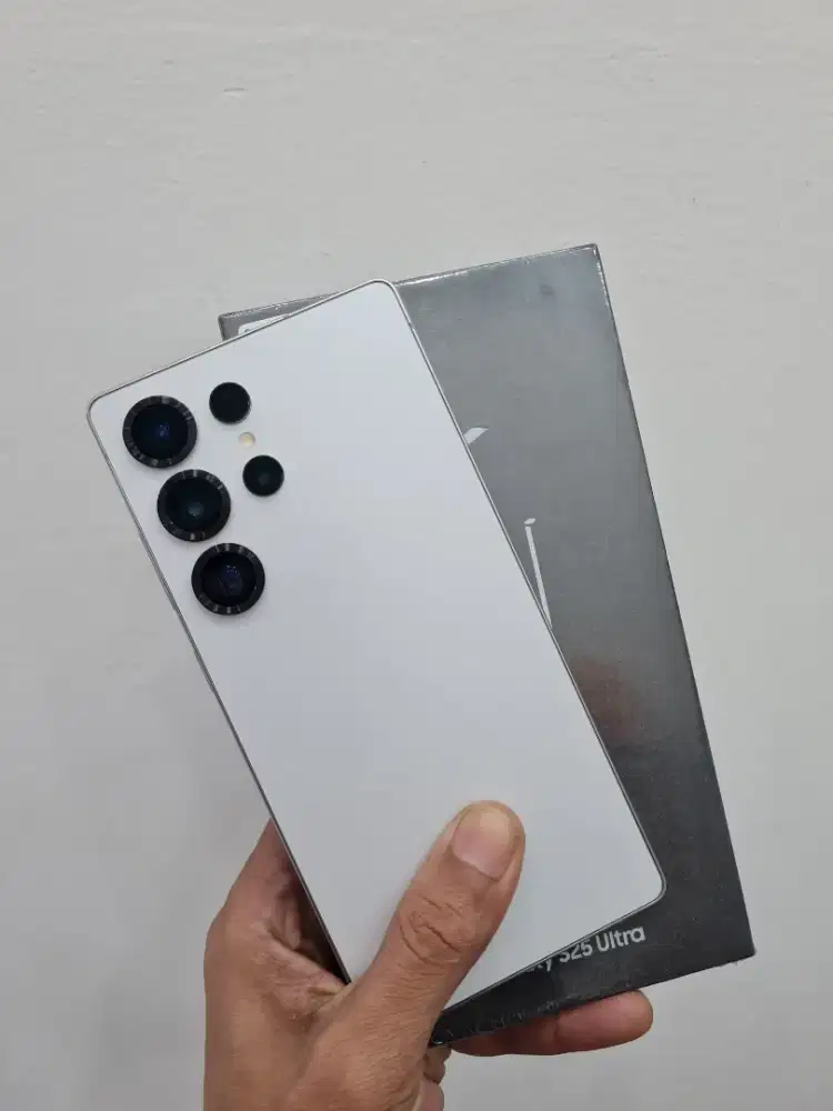 Samsung S25 Ultra 5G Ram 12/512 GB Like New