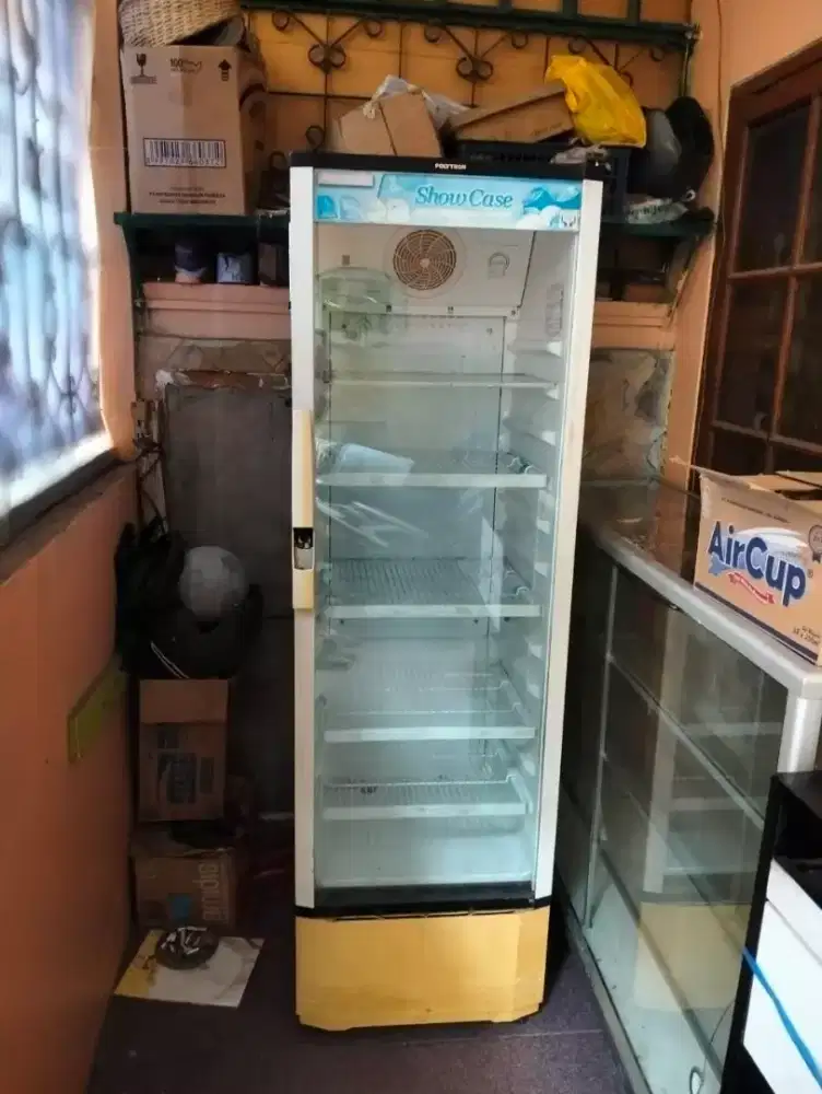 Showcase polytron 5 rak,masih mulus ori