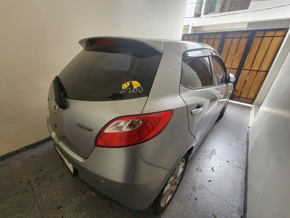 Mazda 2 2012 Bensin