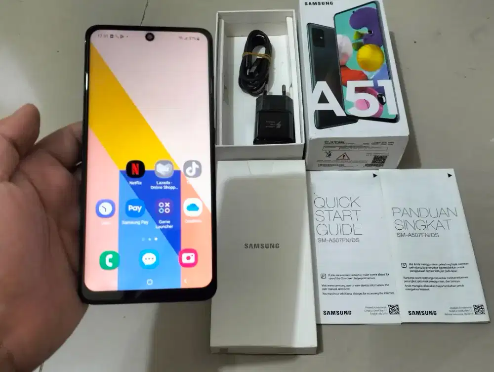 BUTUH UANG SAMSUNG GALAXY A51 RAM 6GB / 128GB 4G LTE 6.5in 48MP NFC