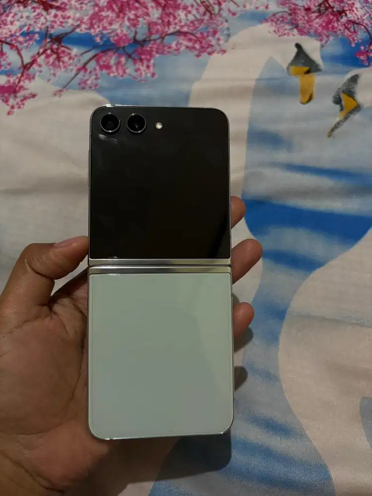 samsung z flip 5 baru 2bln