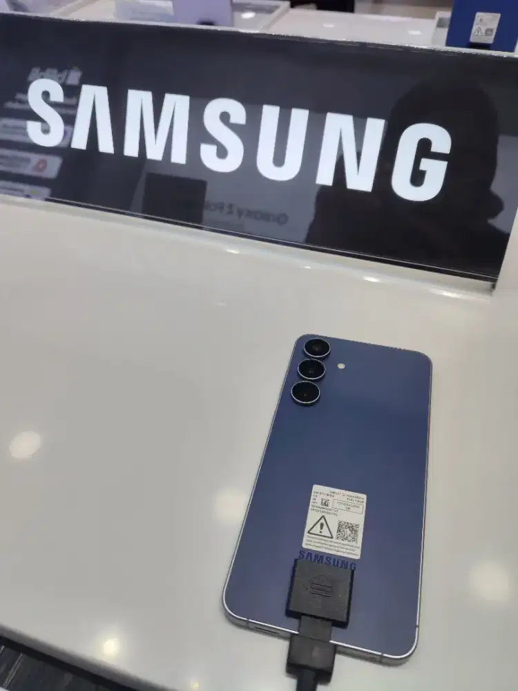 SAMSUNG GALAXY S25 FE