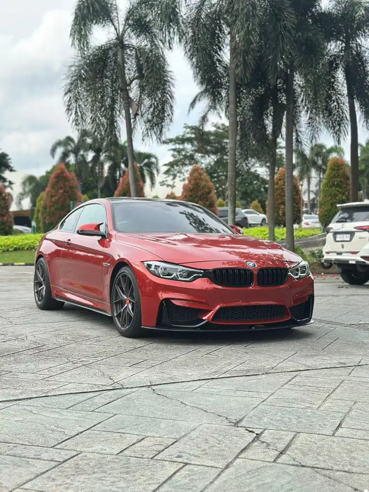 Dijual Cepat Butuh Uang BMW M4 2014 Warna Favorit ! Rare