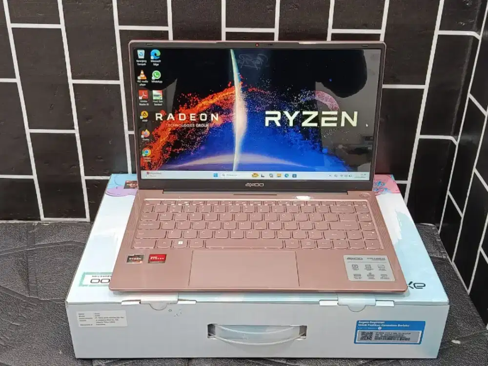 LAPTOP AXIOO Hype 5 AMD X3 /AMD Ryzen 5-3500U/RAM 8 GB/SSD 256GB