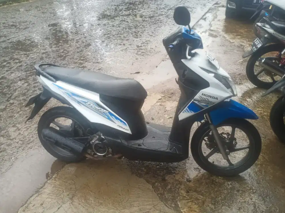 Honda beat pgm fi 2013
