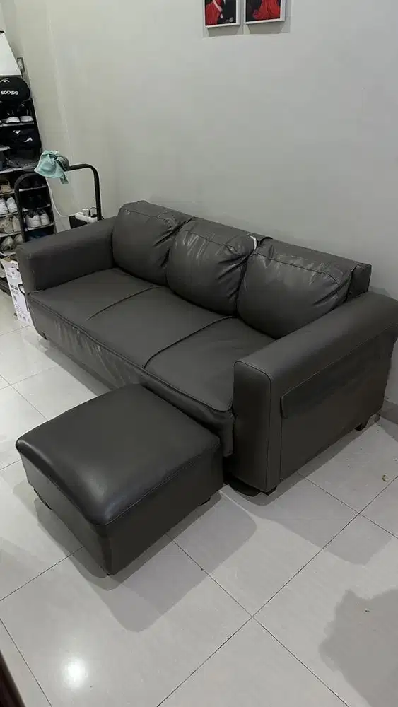 Sofa kulit 3s warna abu