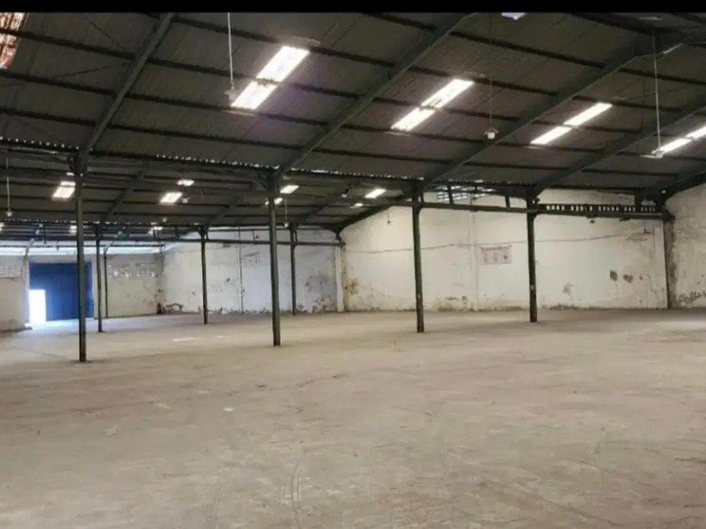 SEWAKAN GUDANG DI SURIMULIA MARGOMULYO SURABAYA