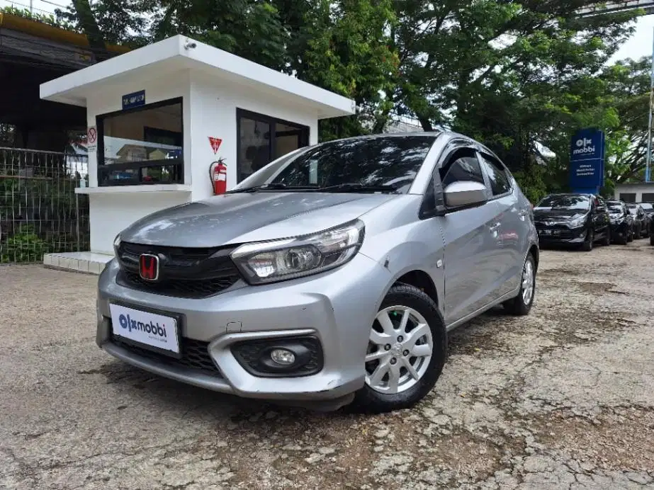 DP MURAH Honda Brio Satya 1.2 E Bensin-AT 2019 Silver CAAEF