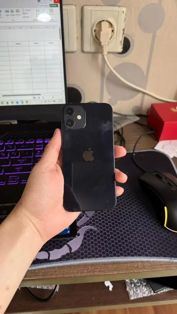 iphone 12 mini 64 hitam