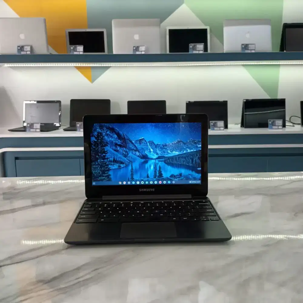 Laptop Support Playstore&YouTube Editing  Samsung RAM4GB siap pakai