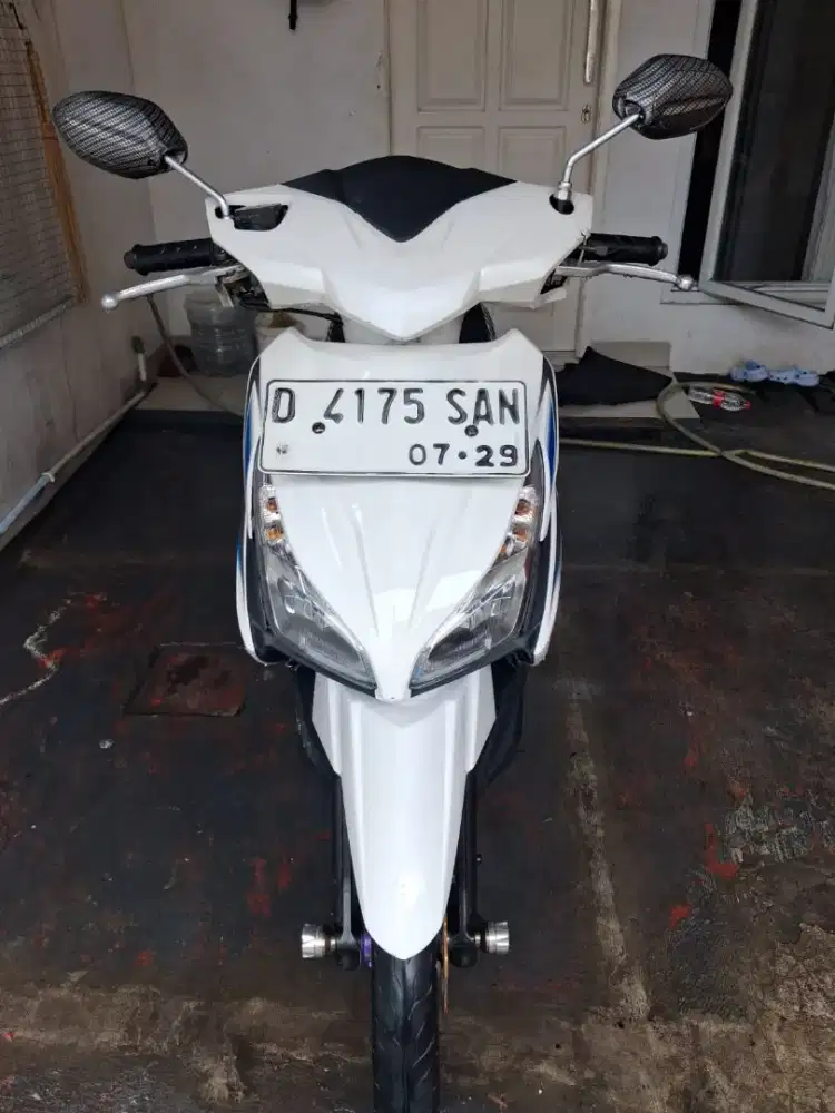 Jual Vario Agnes F1 2014 Putih