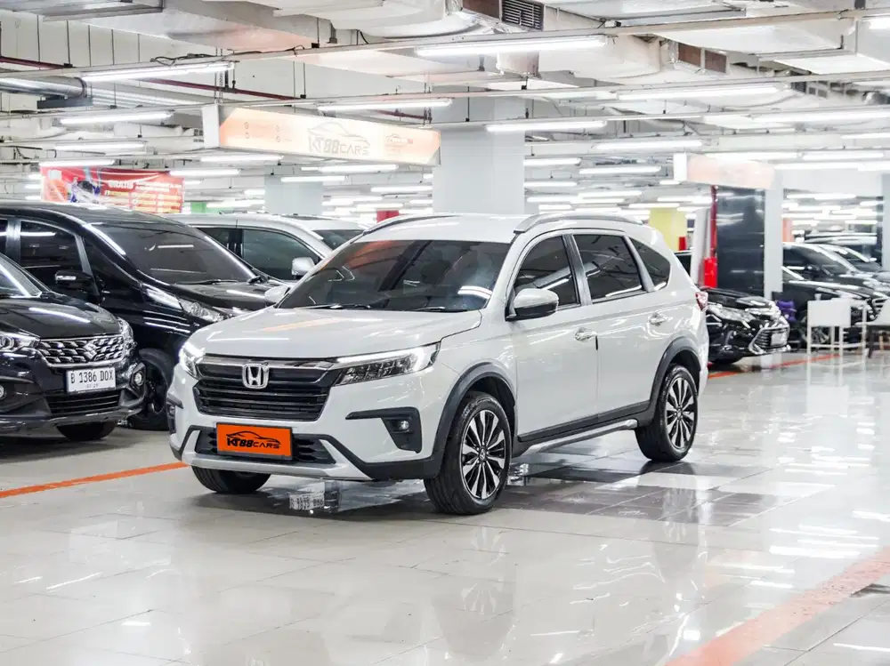Honda BRV Prestige Matic 2022 putih genap plat D