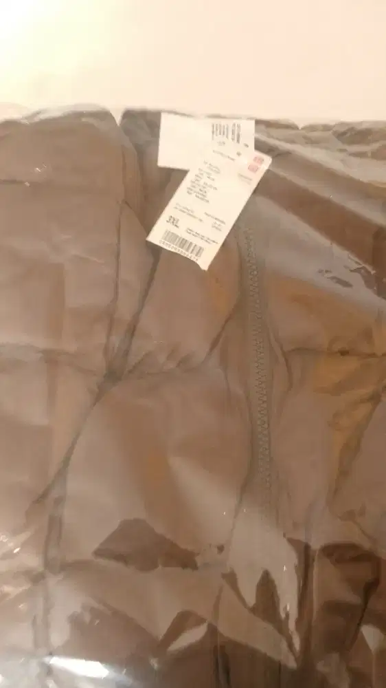 Puffteck Rompi UNIQLO